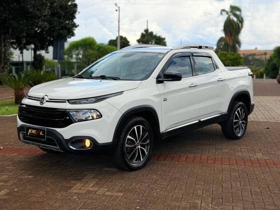FIAT TORO 2.4 16V MULTIAIR FLEX VOLCANO AT9
